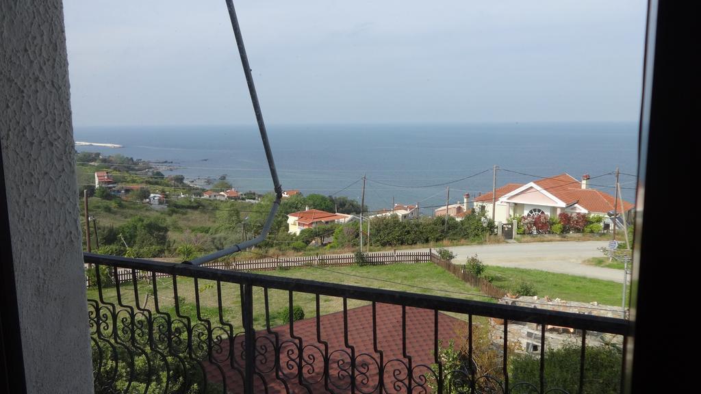 Paradies Ano Polidhendrion Cameră foto